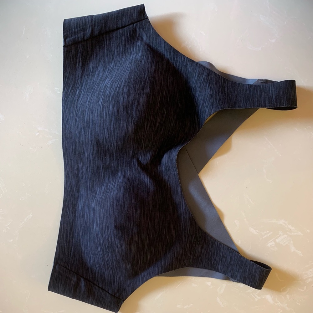 Lululemon Enlite Bra